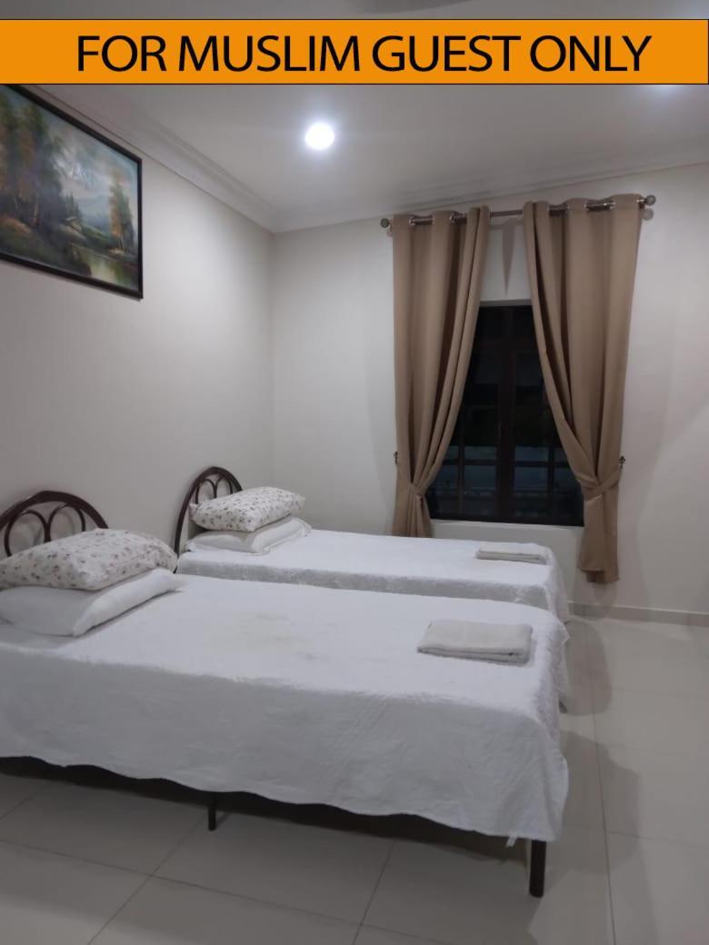 Yasmeen Studio Roomstay Kijal - Room 1 - For Two Person Islam Guest Only Exteriér fotografie